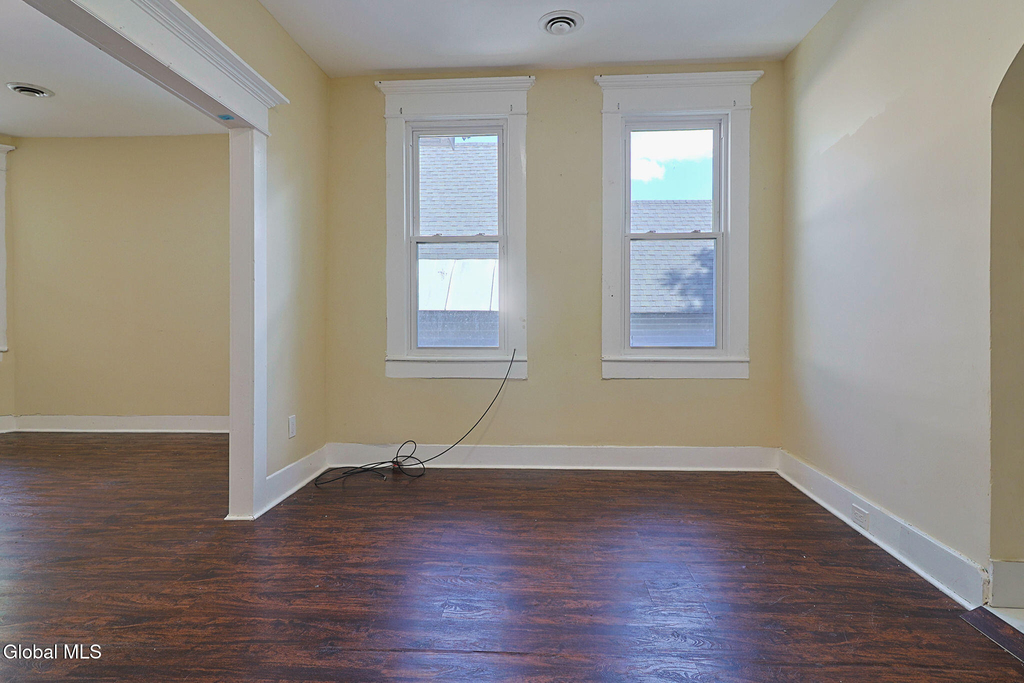 33 W Pine Street - Photo 8