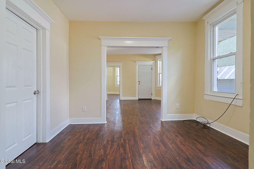 33 W Pine Street - Photo 10