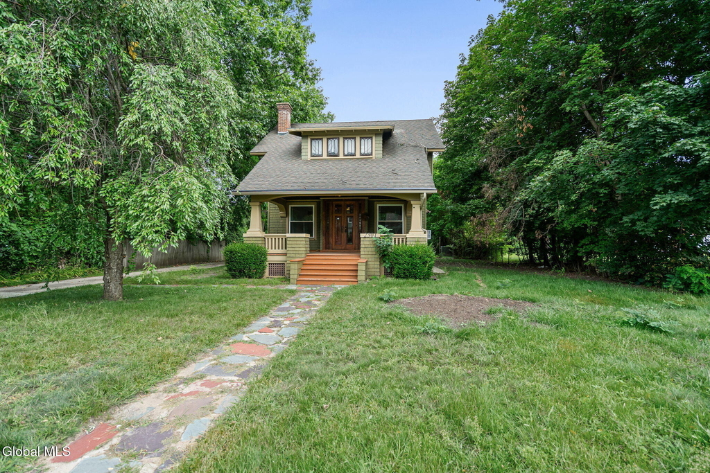 2301 Campbell Avenue - Photo 1