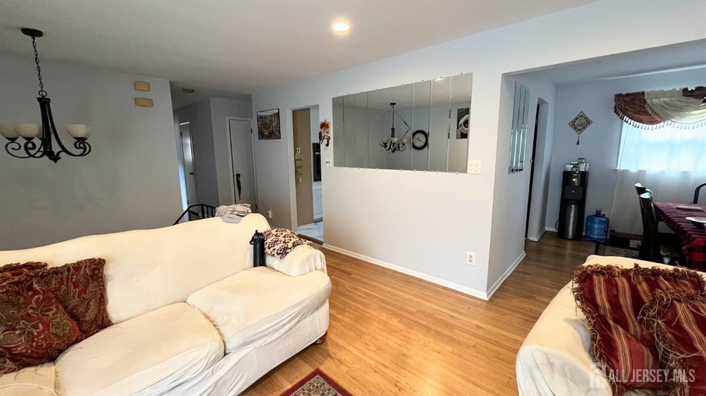 86 Mitchell Avenue - Photo 2