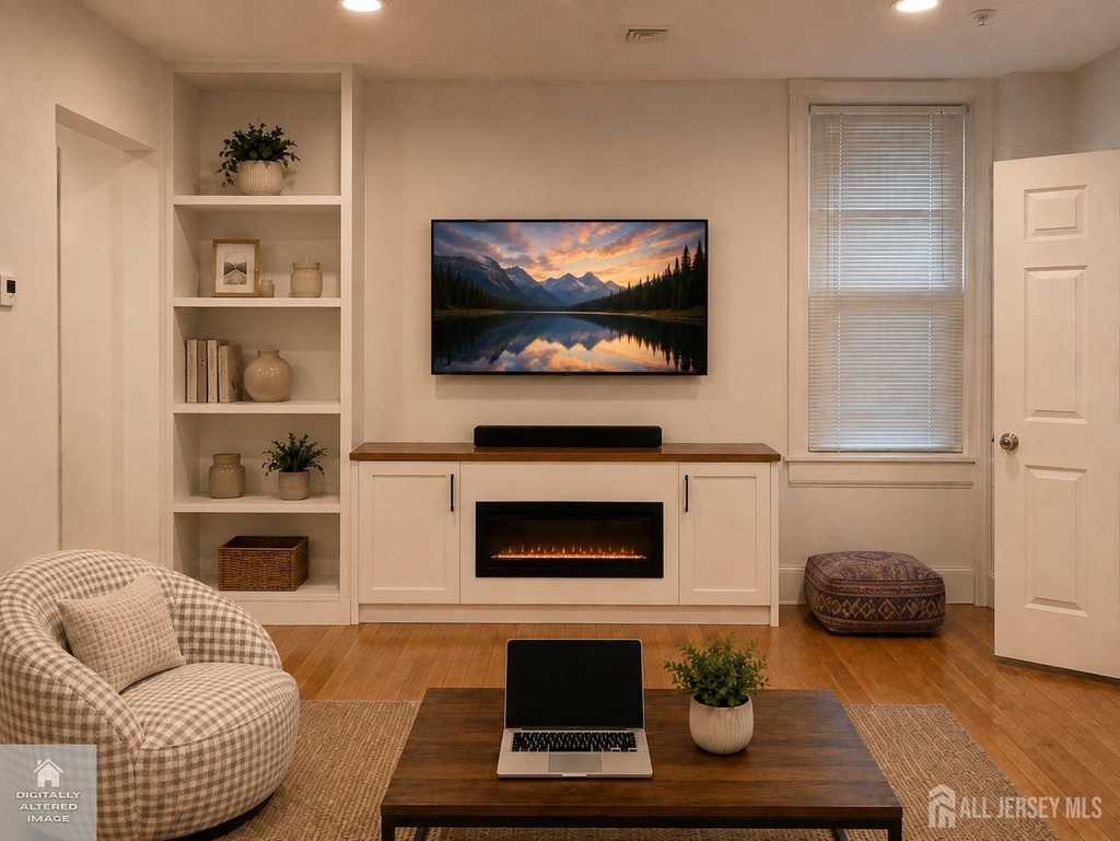 49 Bayard St - Photo 1