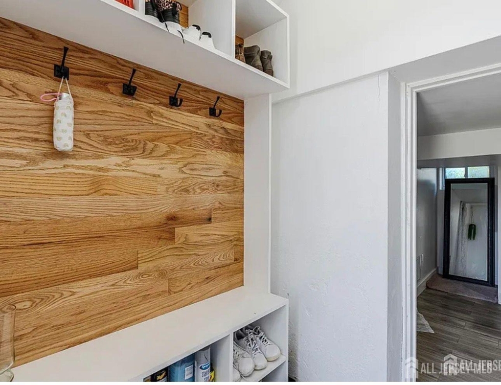 12 Florence Avenue - Photo 2