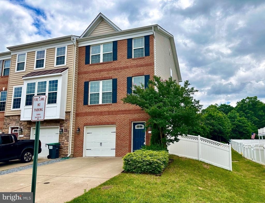 121 Hidden Brook Drive - Photo 1