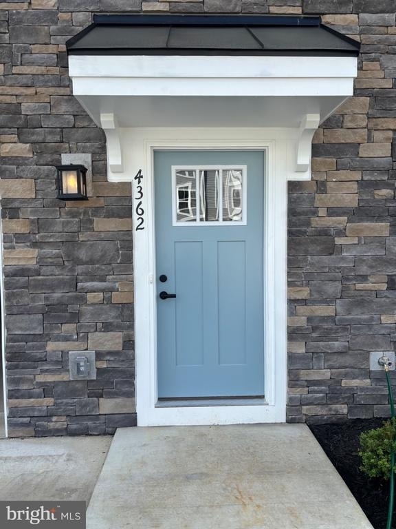 4362 Southerby Drive - Photo 3