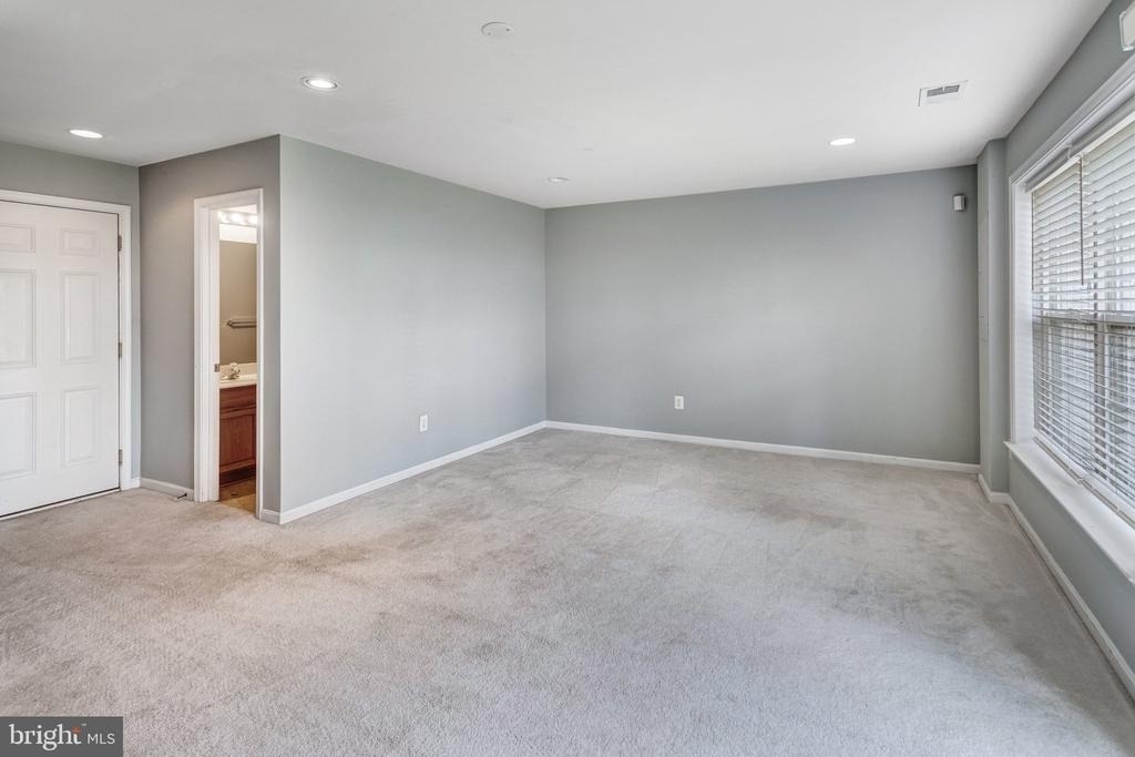 15657 William Bayliss Court - Photo 32