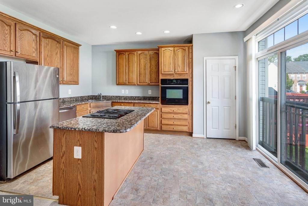15657 William Bayliss Court - Photo 13