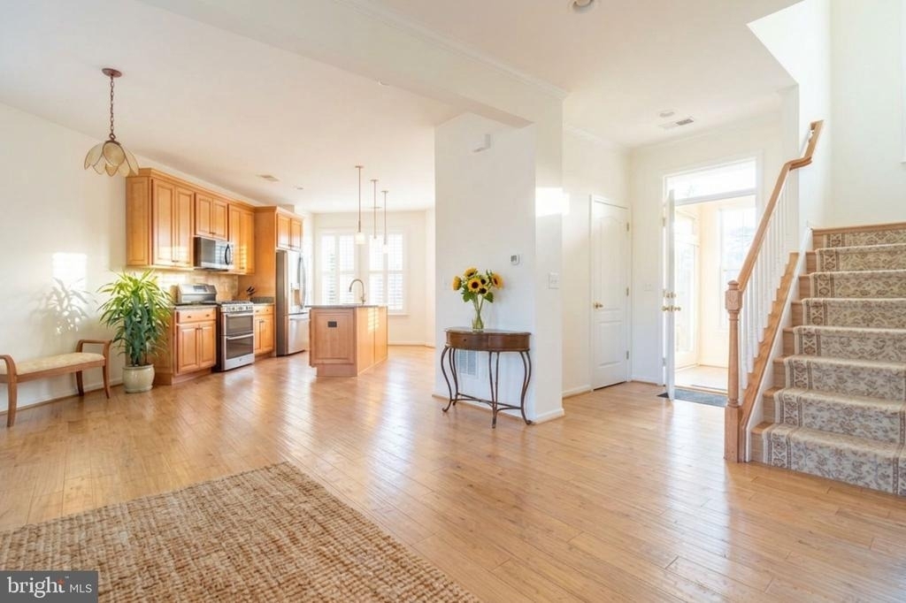 8922 Center Street - Photo 3