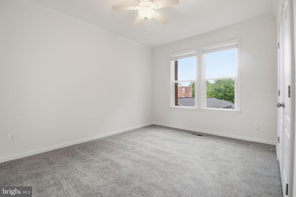 8922 Center Street - Photo 28