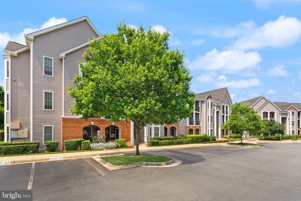 20453 Chesapeake Square - Photo 2