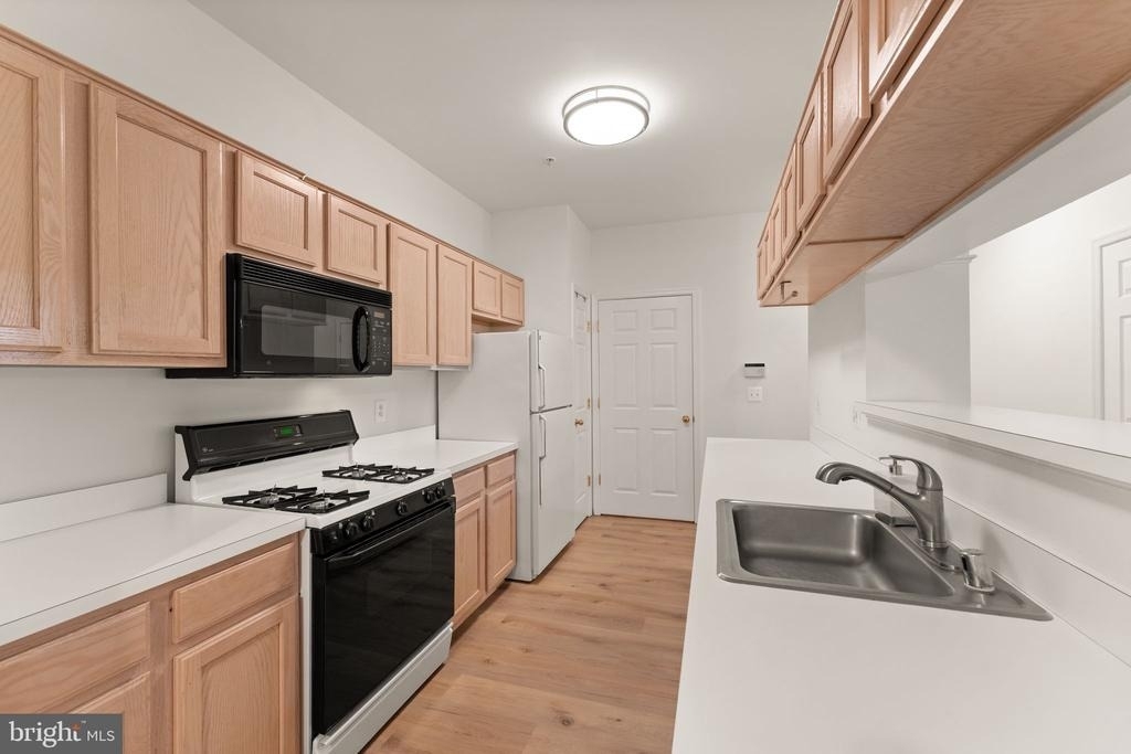20453 Chesapeake Square - Photo 21