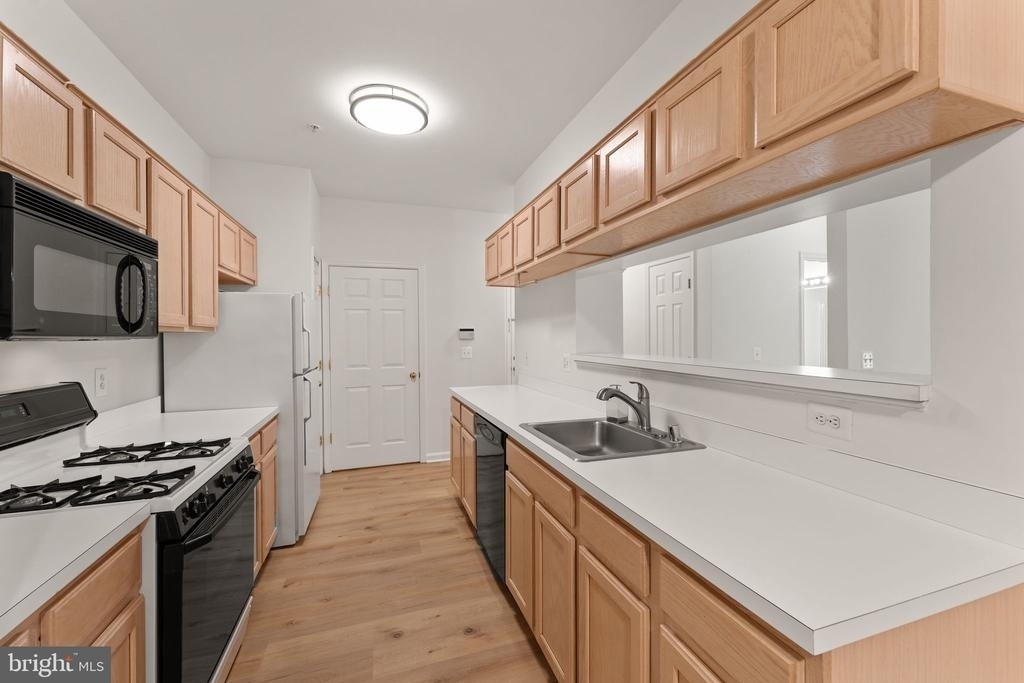 20453 Chesapeake Square - Photo 20
