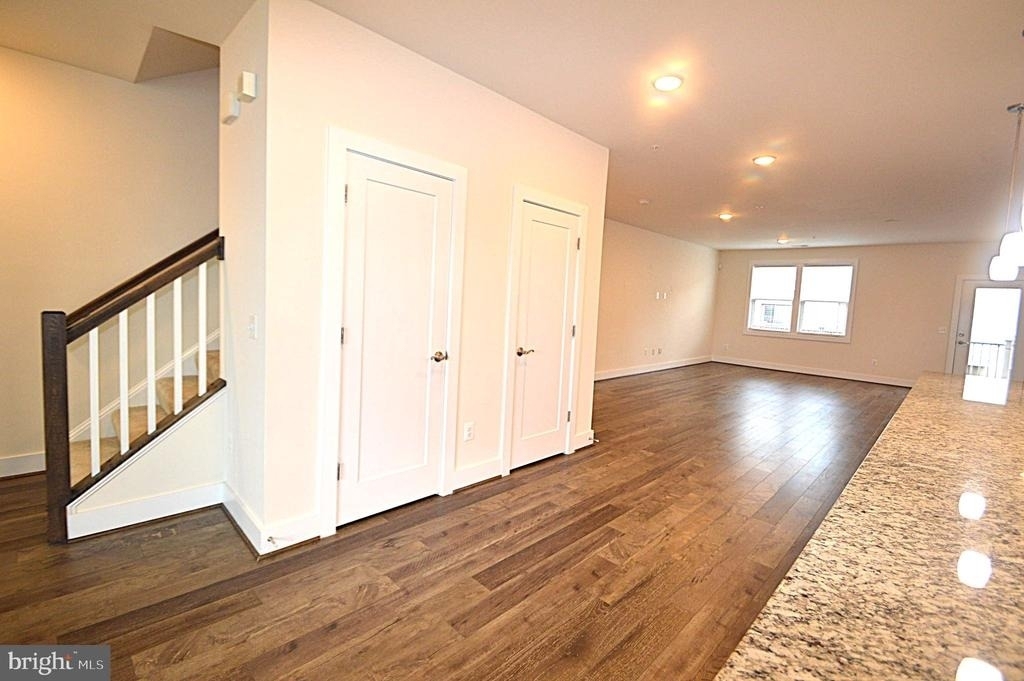 44878 Tiverton Square - Photo 24