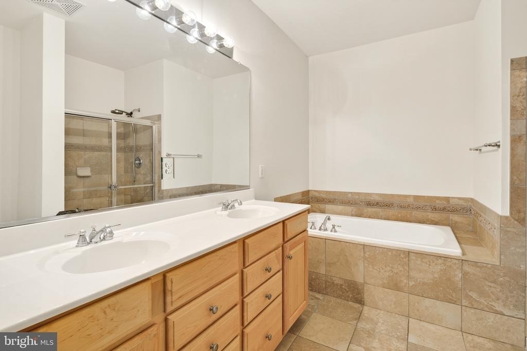 44485 Chamberlain Terrace - Photo 26