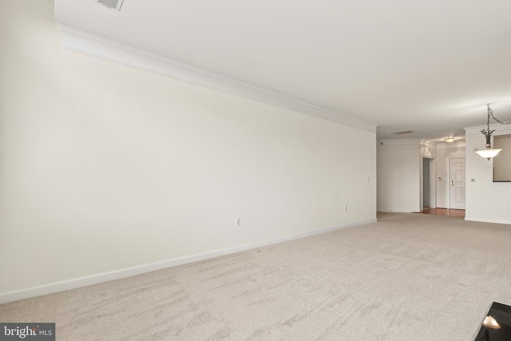 44485 Chamberlain Terrace - Photo 18