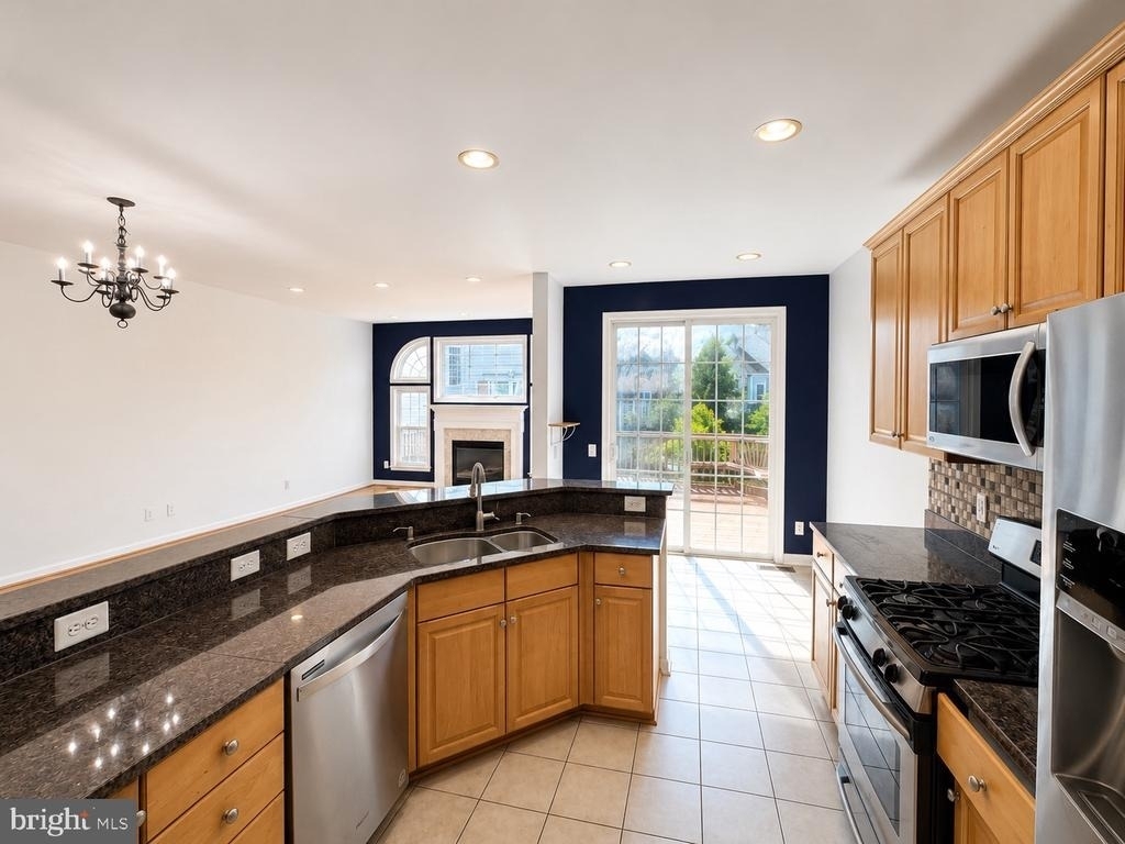 5115 Sapphire Sky Lane - Photo 12