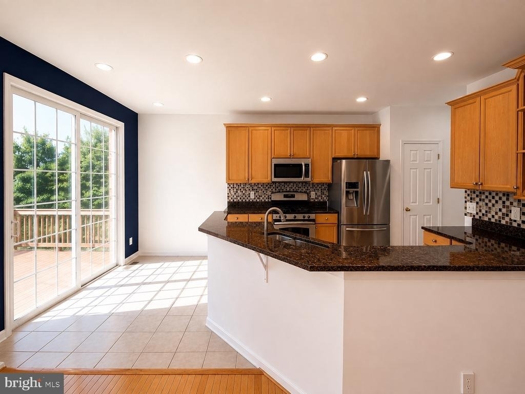 5115 Sapphire Sky Lane - Photo 9