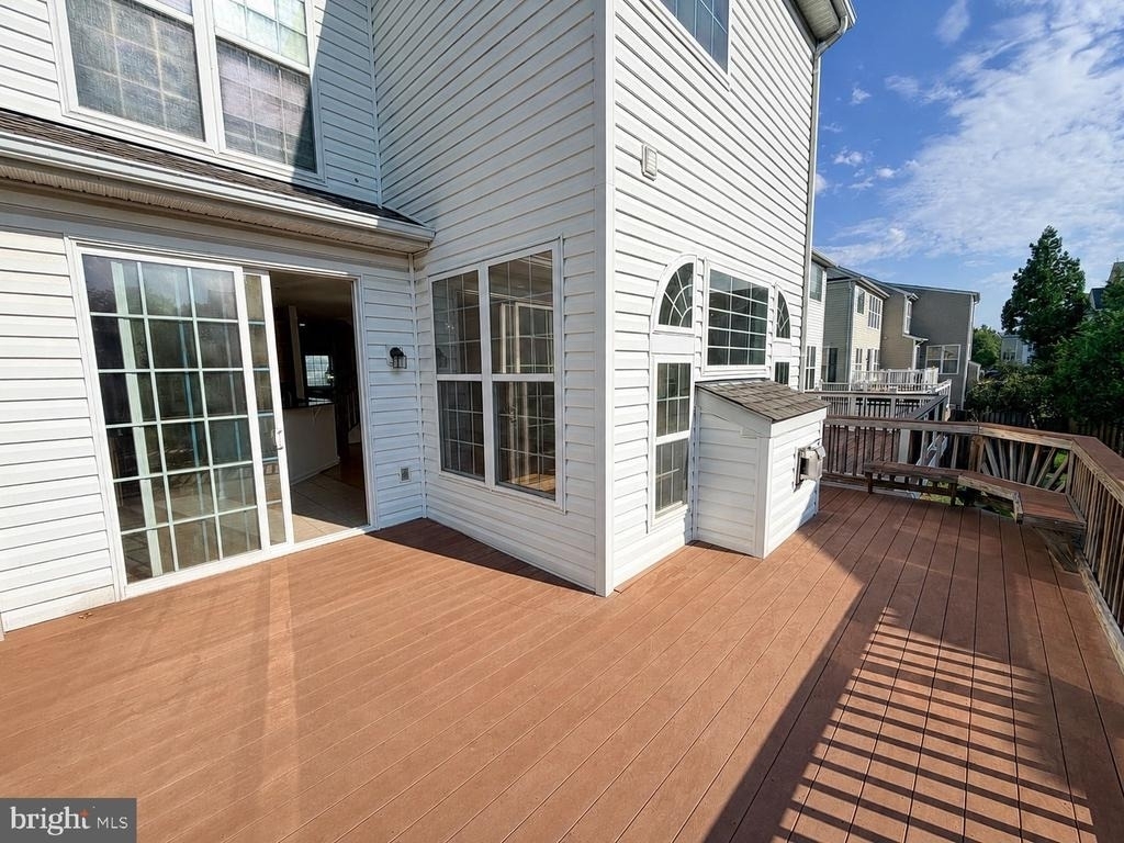 5115 Sapphire Sky Lane - Photo 32