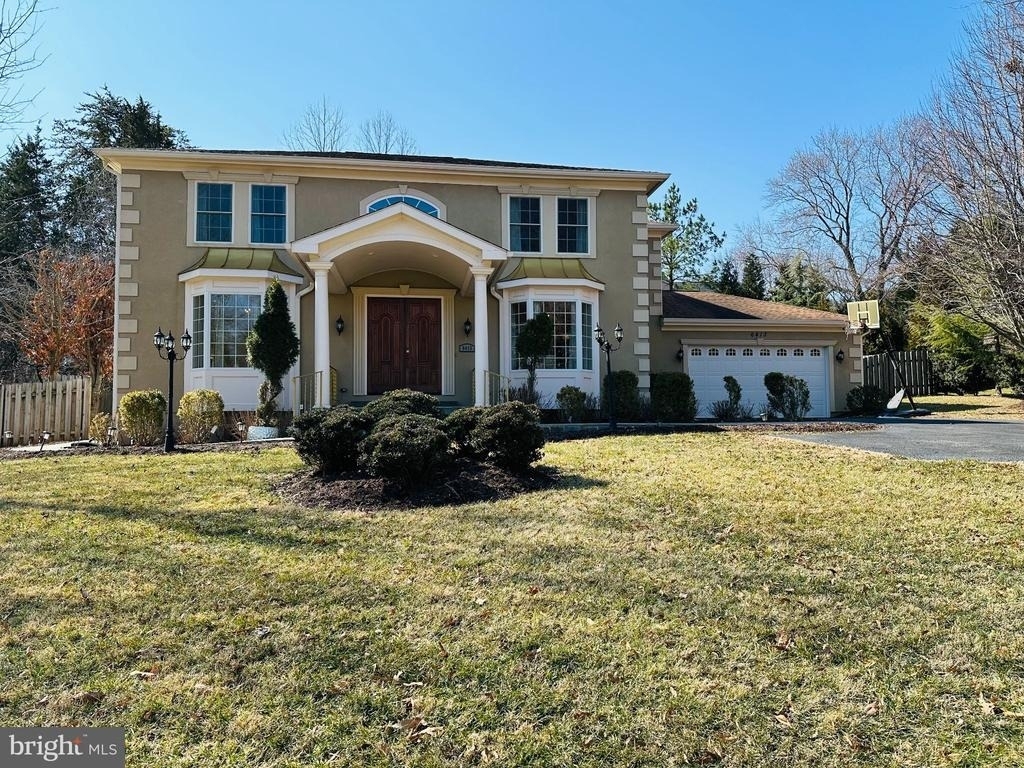 6413 Divine Street - Photo 0