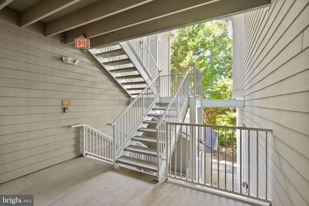 1704 Lake Shore Crest Drive - Photo 41