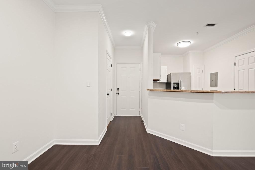 1704 Lake Shore Crest Drive - Photo 5