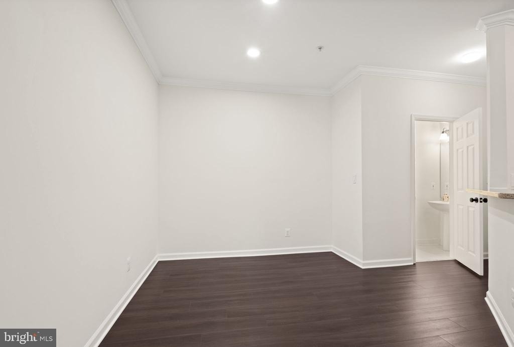 1704 Lake Shore Crest Drive - Photo 11