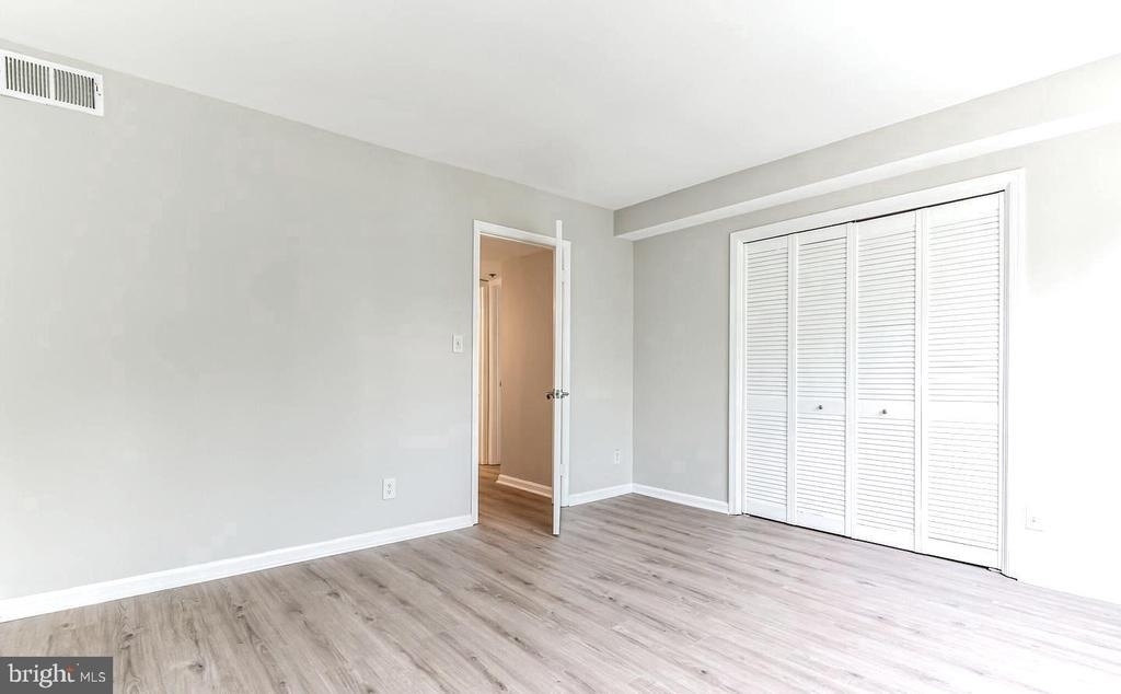 3179 Summit Square Drive - Photo 13