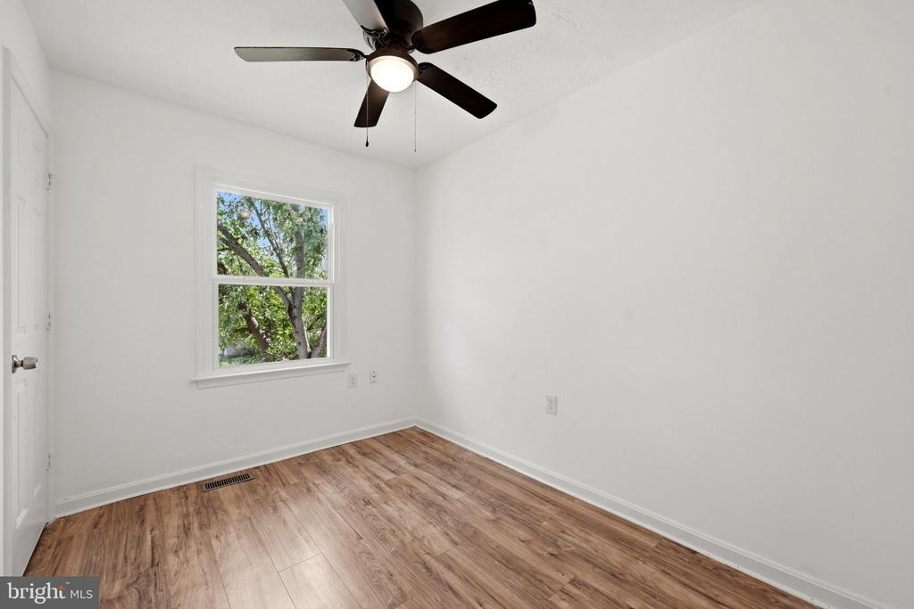 178 Hackberry Drive - Photo 11