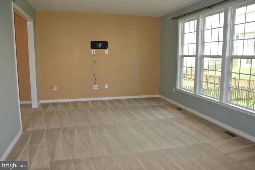 1916 Juniper Drive - Photo 5