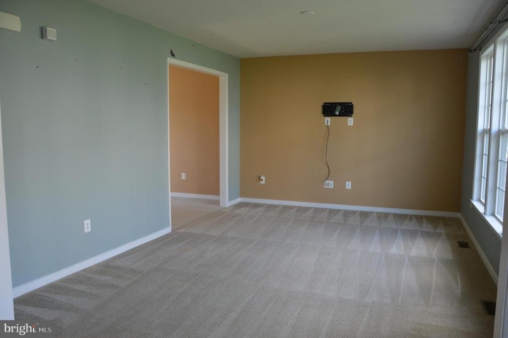 1916 Juniper Drive - Photo 4