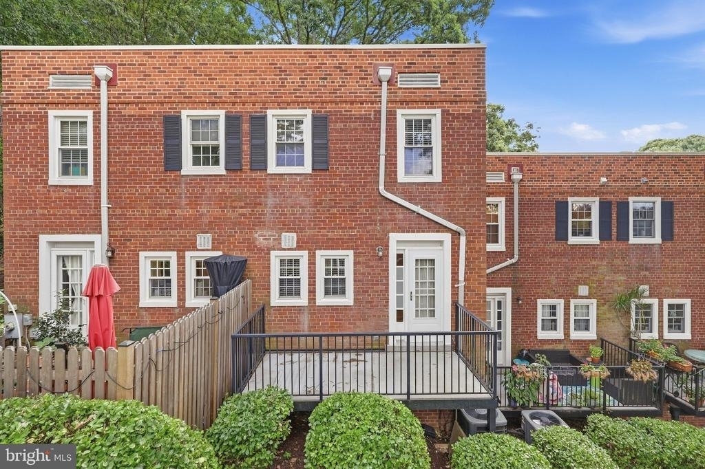 2809 S Columbus Street - Photo 37