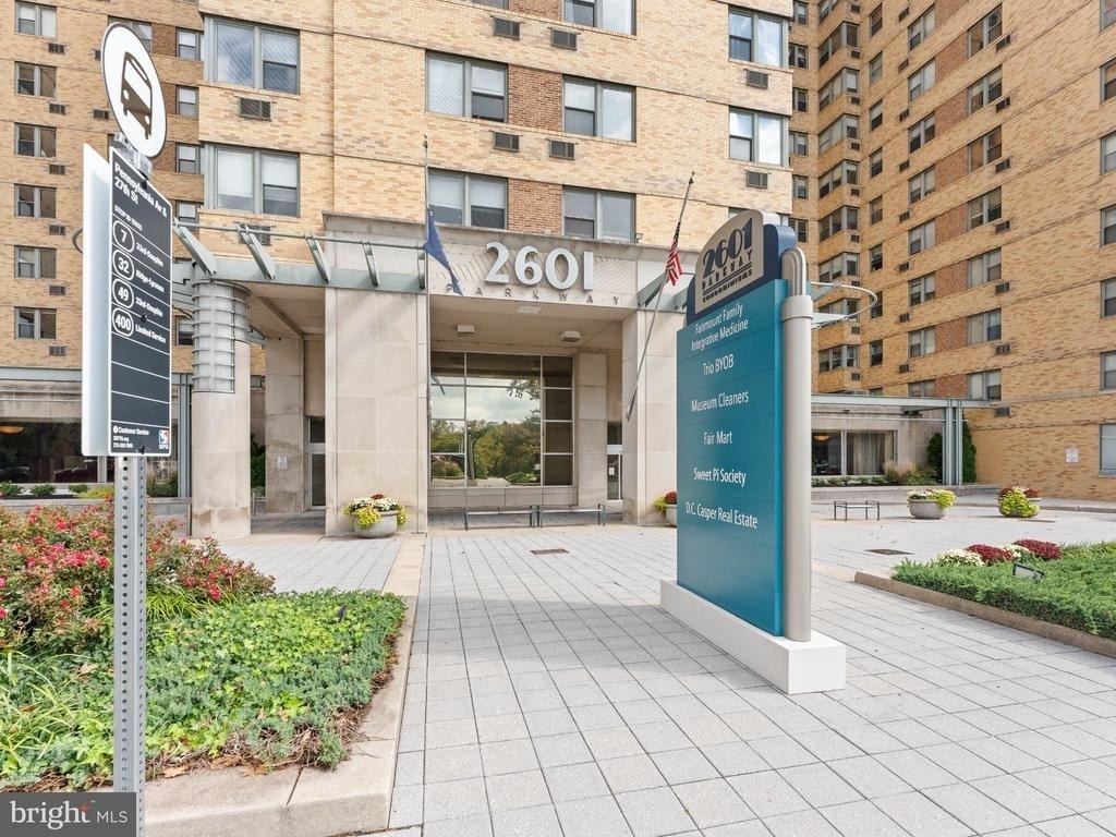 2601 Pennsylvania Avenue - Photo 30