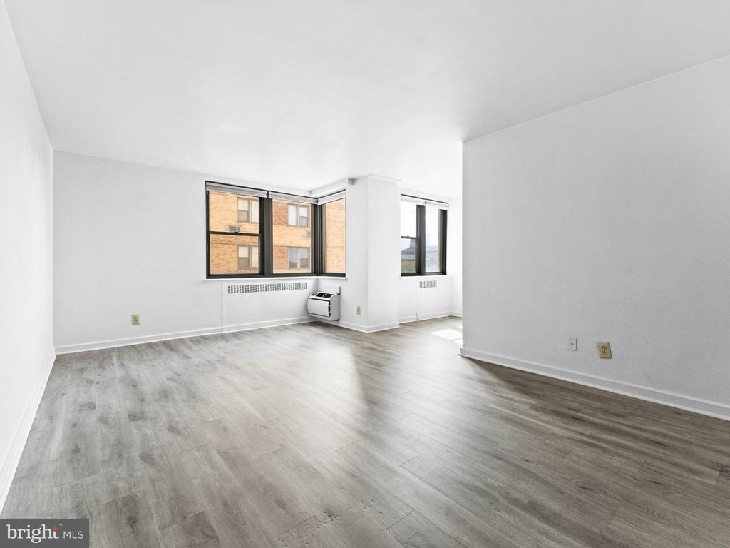 2601 Pennsylvania Avenue - Photo 20