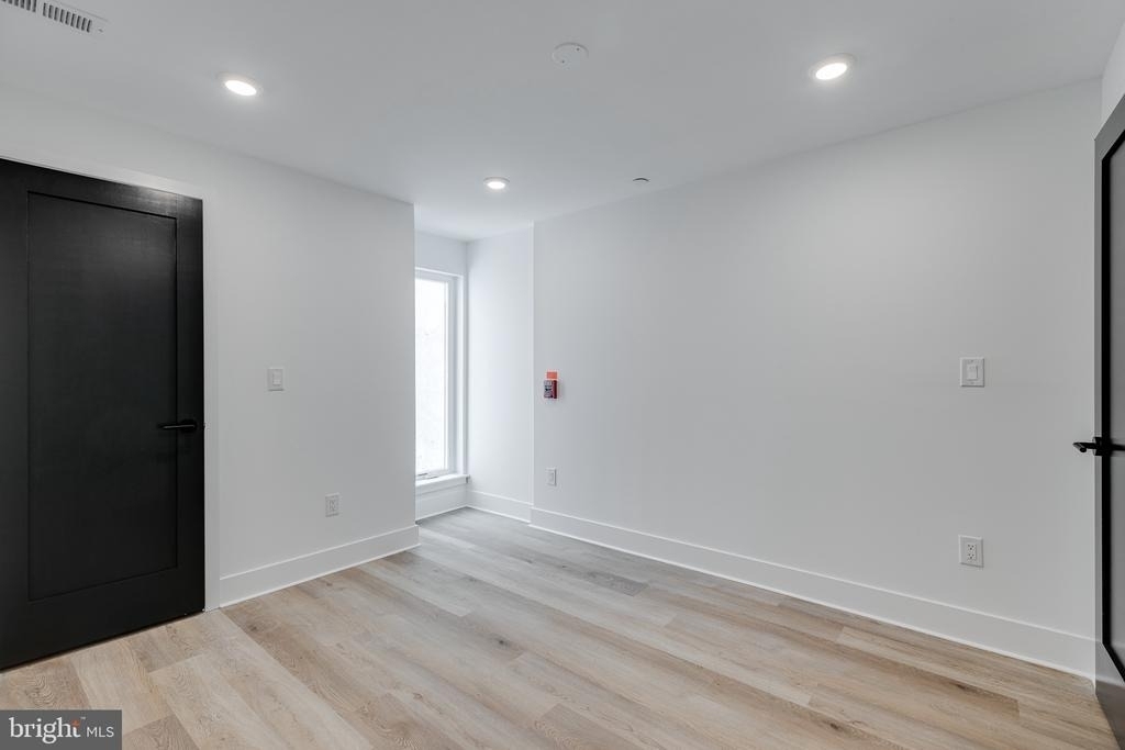 1339 S 20th Street - Photo 17