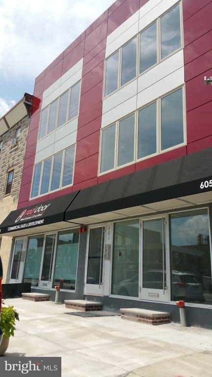 603 E Girard Avenue - Photo 0