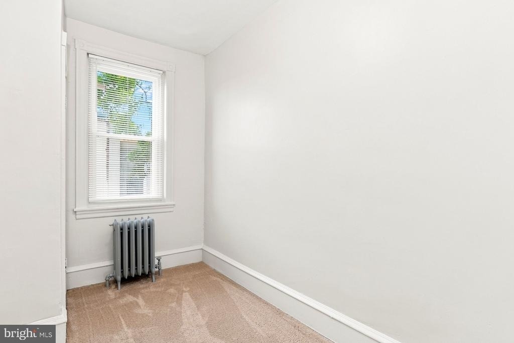 1013 Ithan Street S - Photo 7