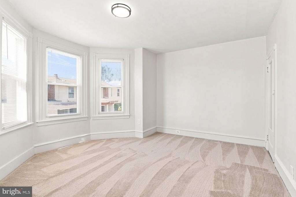 1013 Ithan Street S - Photo 5