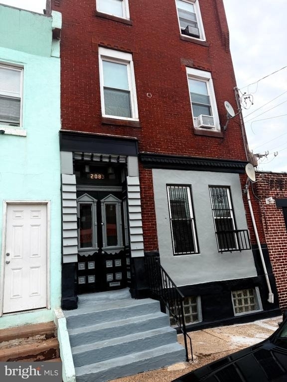 2083 Clearfield Street - Photo 0