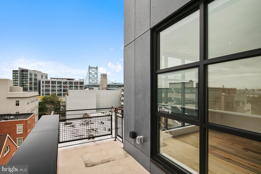 240 N 2nd Street - Photo 14