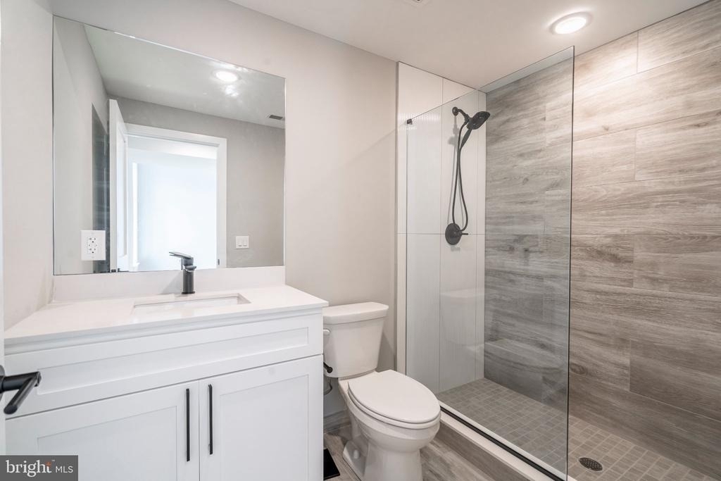 719 Dickinson Street - Photo 14