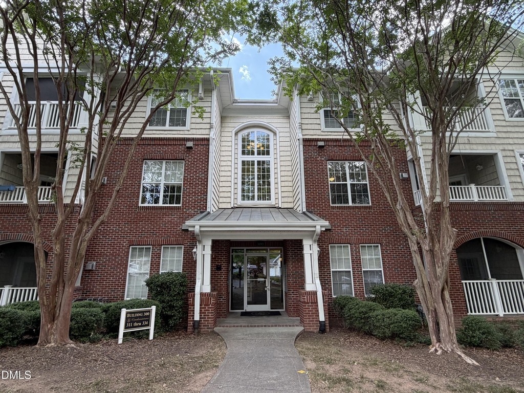 312 Providence Glen Drive - Photo 0