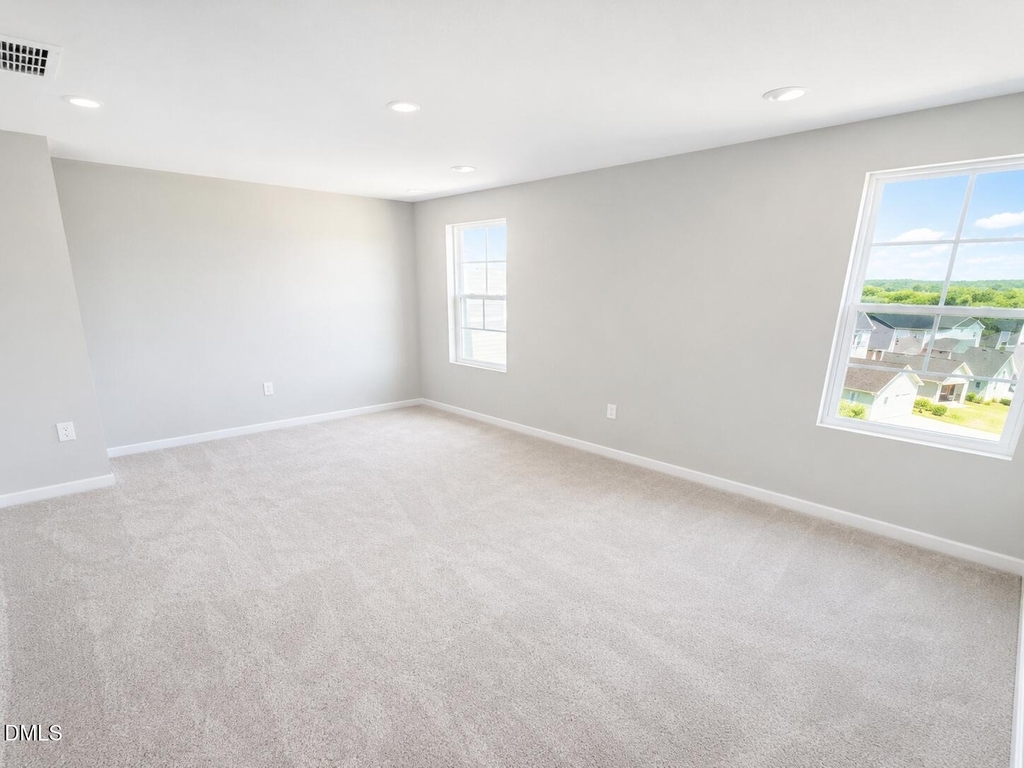 640 Gimari Drive - Photo 5