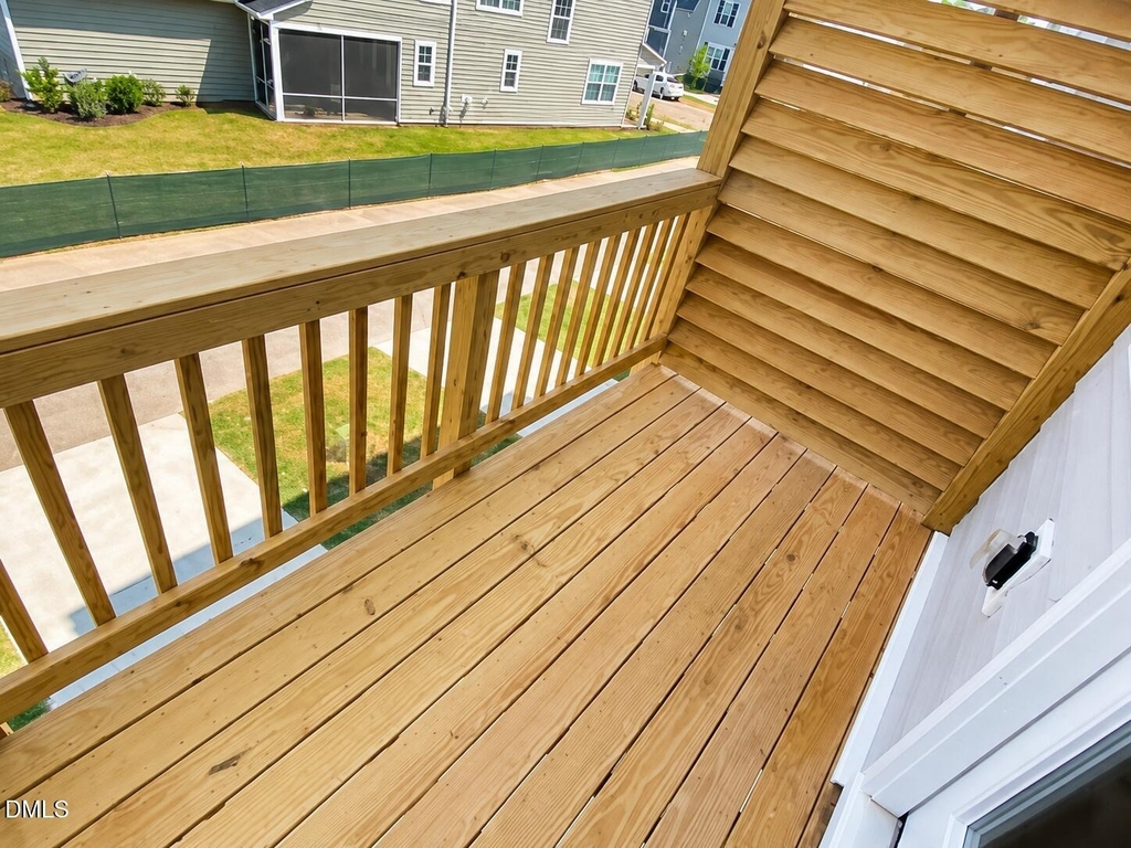 640 Gimari Drive - Photo 2