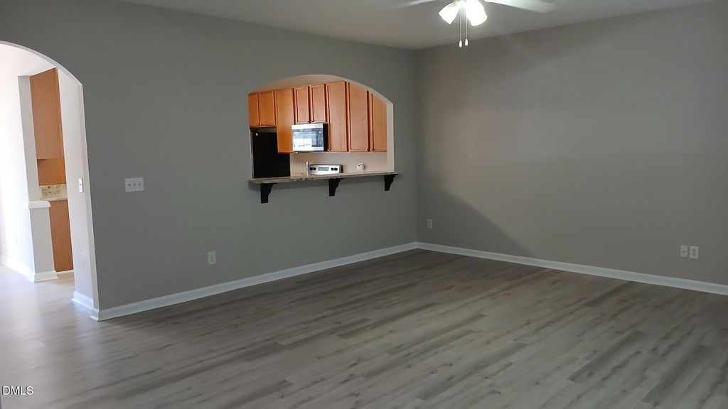 514 Walnut Woods Drive - Photo 5
