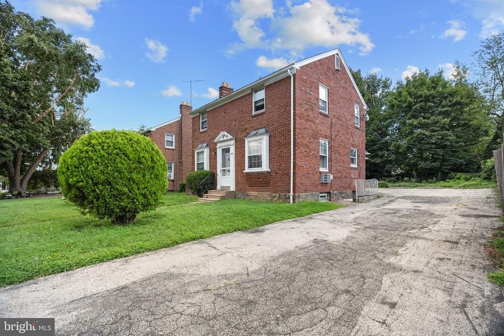 906 Rhawn Street - Photo 1