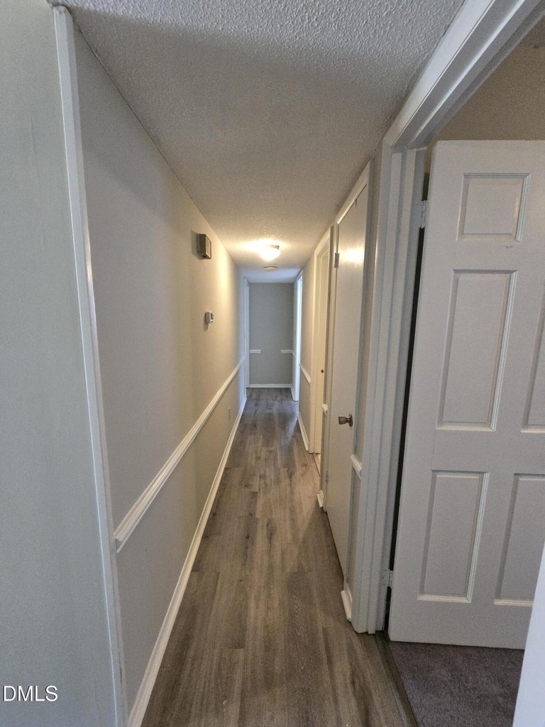 1410 Suterland Road - Photo 5