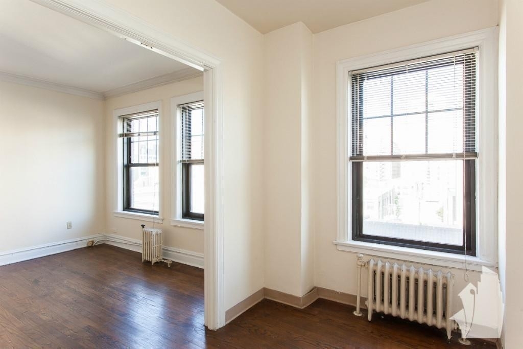 540 W Briar Pl - Photo 6