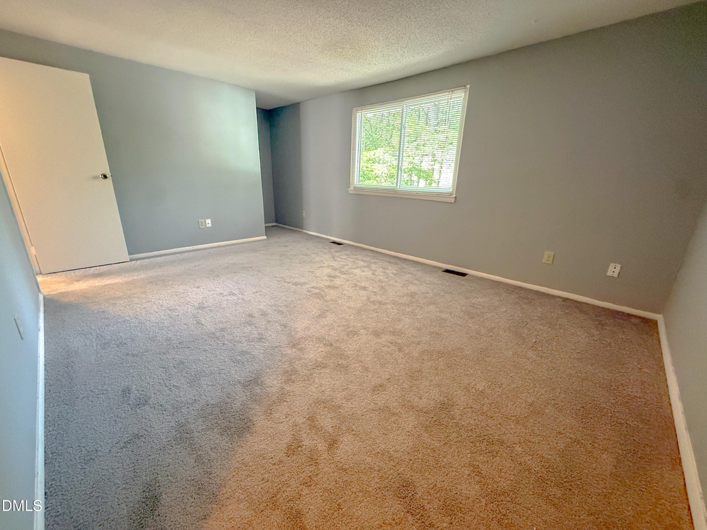 7718 Kelley Court - Photo 11