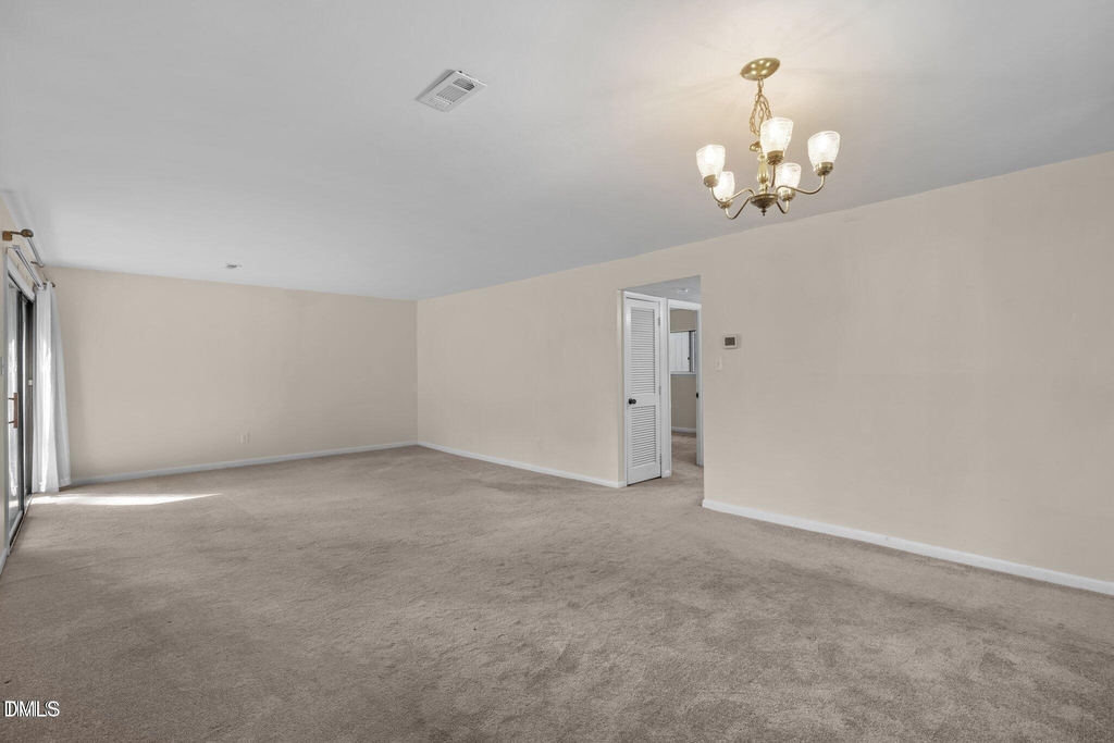 667 Pine Ridge Place - Photo 7
