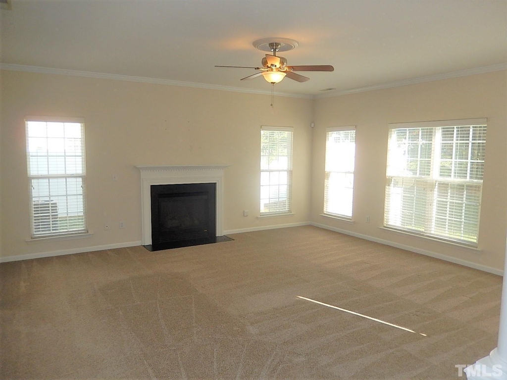 10651 Edmundson Avenue - Photo 12