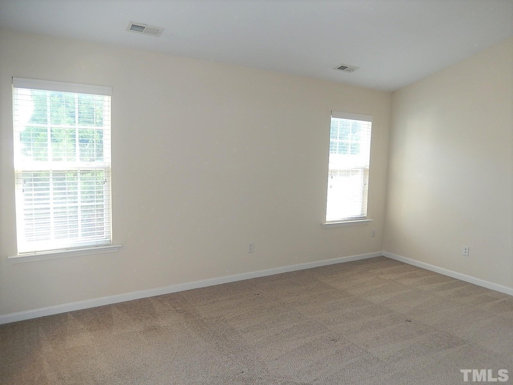 10651 Edmundson Avenue - Photo 16